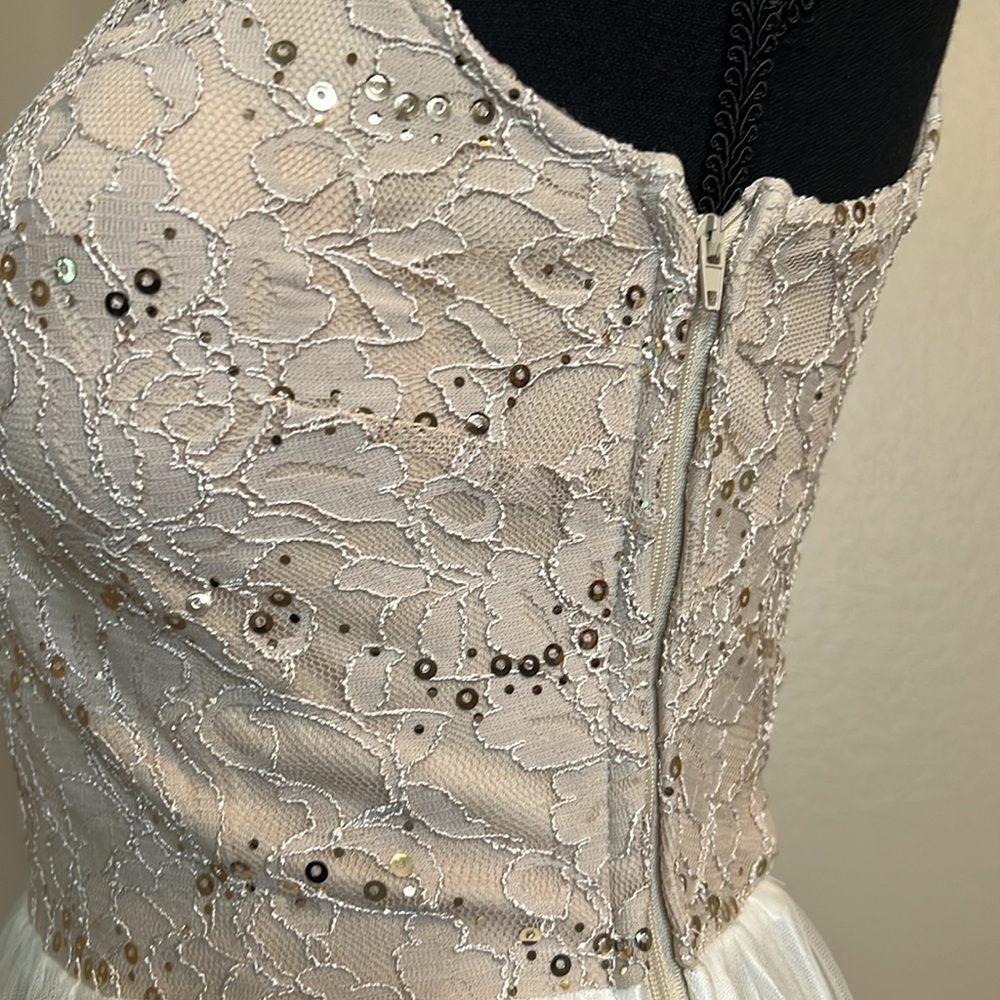 Prom Dress - Picture 9 of 10